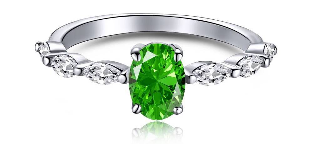 Versatile Green Ring