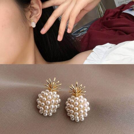 Exquisite Pineapple Earrings Studs - A Taste of Tropical Elegance!