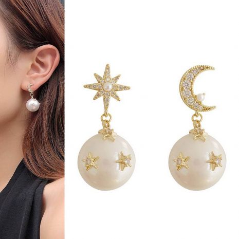 Pearl Drop Earrings: Effortless Elegance in Every Delicate Dangle