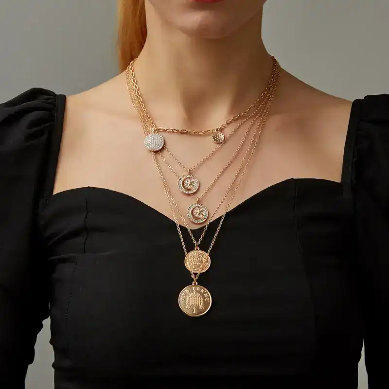 gold coin necklaces model