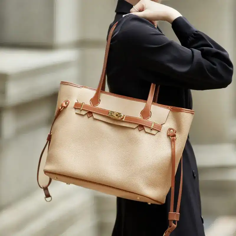 apricot leather tote bag model