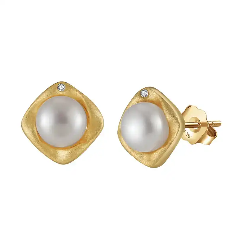 freshwater pearl earrings