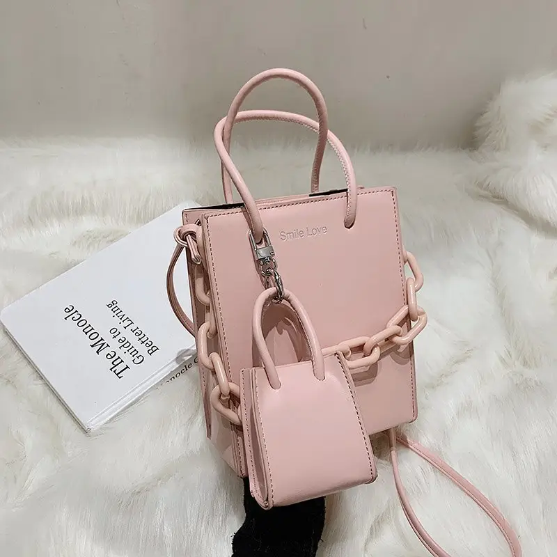 tote bag with keychain pink