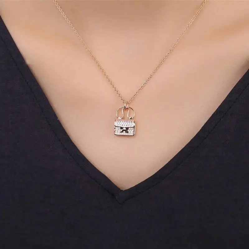 model with Luxury Pendant Necklace